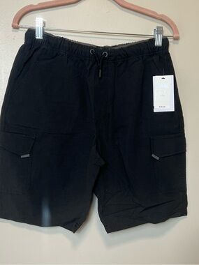 Univibe Boys Black Cargo Drawstring Shorts. Size Large. NWT